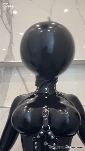 Latex Trapped - FetiliciousFans Latex Trapped - FetiliciousFans